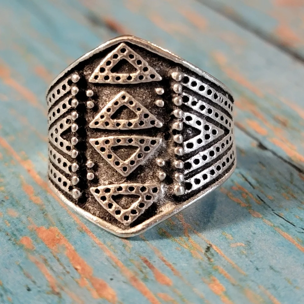 Southwest Style Aztec Pattern Statement Ring
